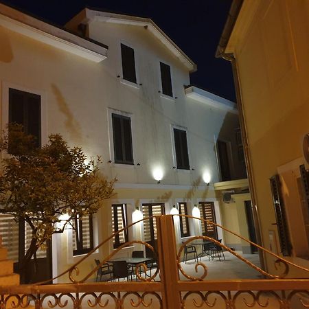 Kotor Center W Daire Oda fotoğraf
